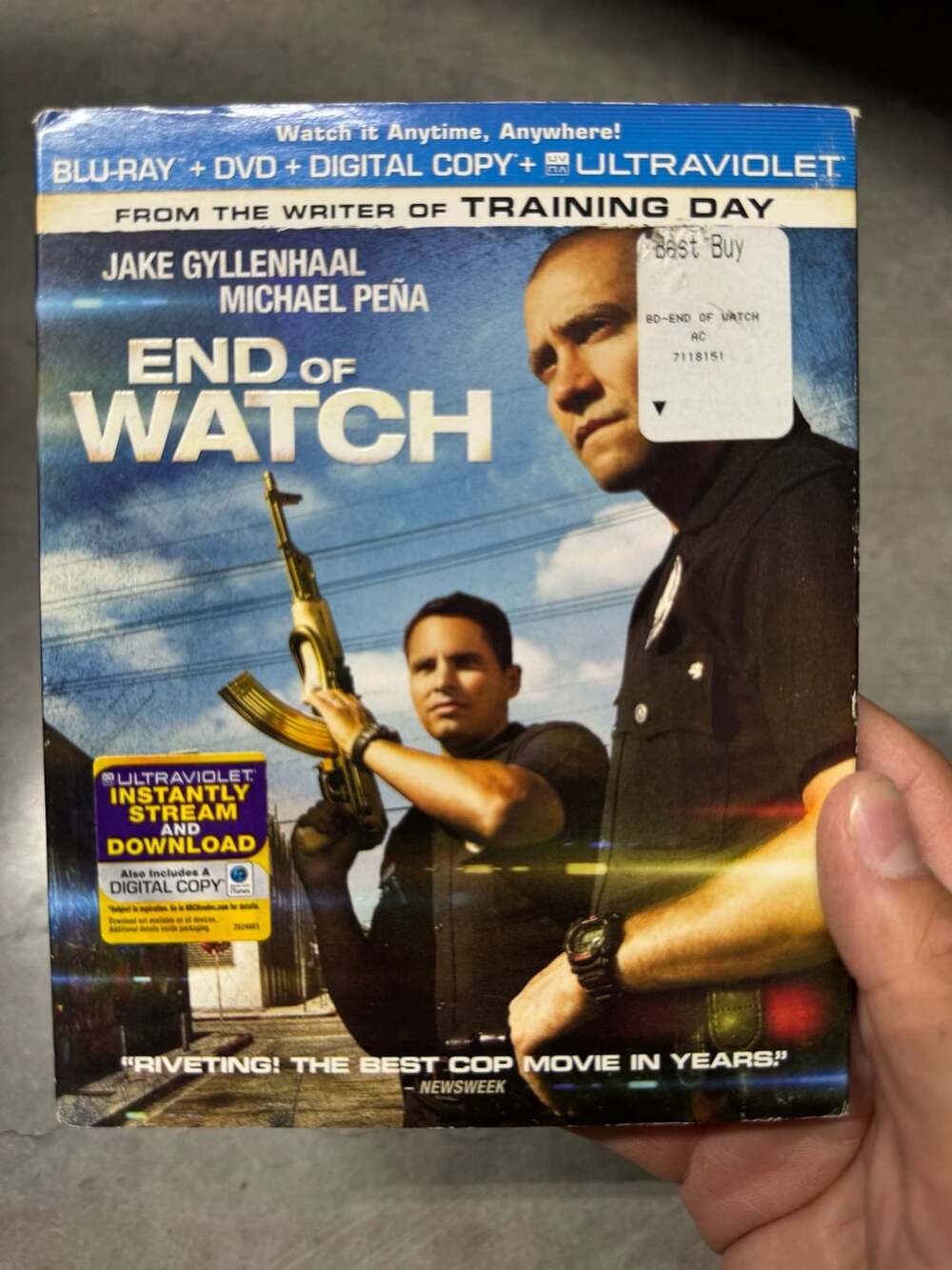 End of Watch Blu-ray + DVD + Digital Copy + Ultraviolet Slipcover Edition